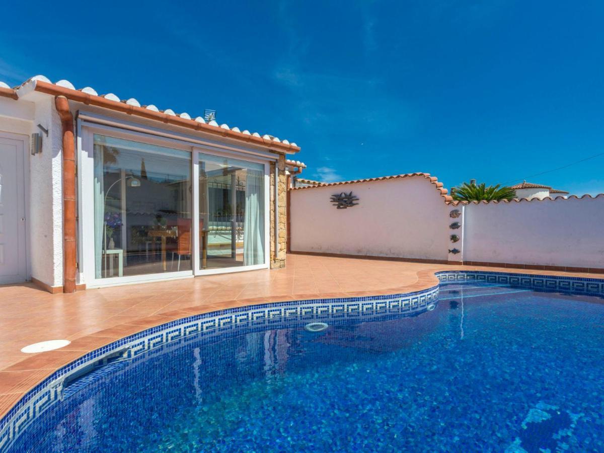 Holiday Home Peni By Interhome Ampuriabrava Exterior foto